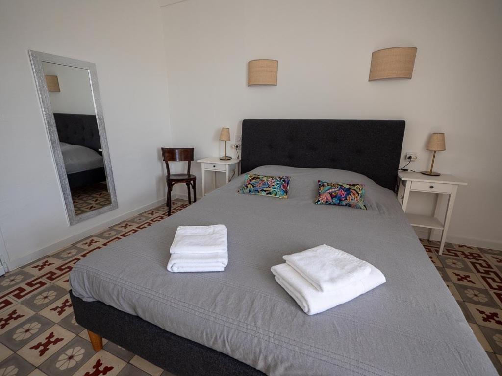 La Maison Des Hotes La Motte-du-Caire Esterno foto