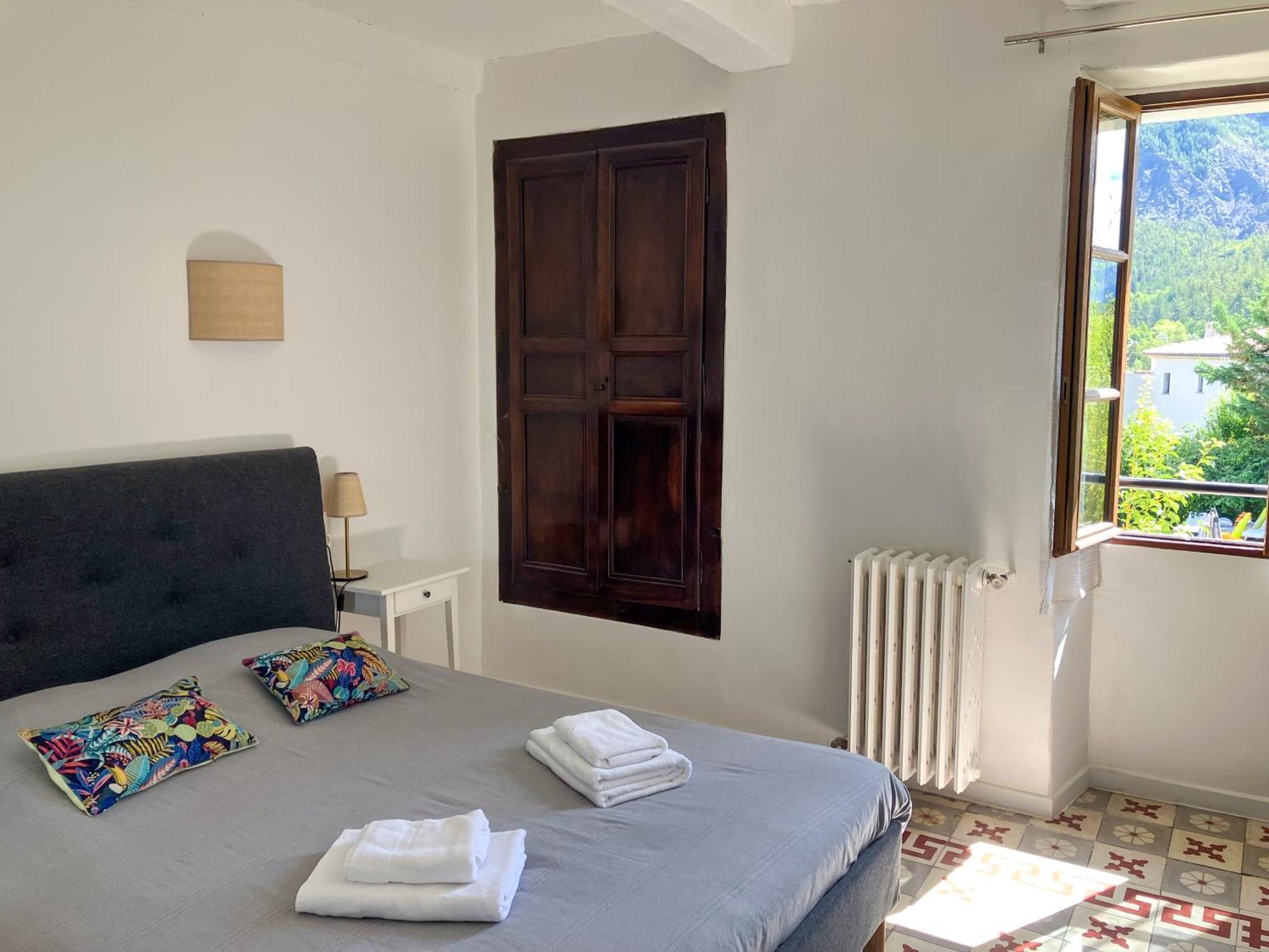 La Maison Des Hotes La Motte-du-Caire Esterno foto