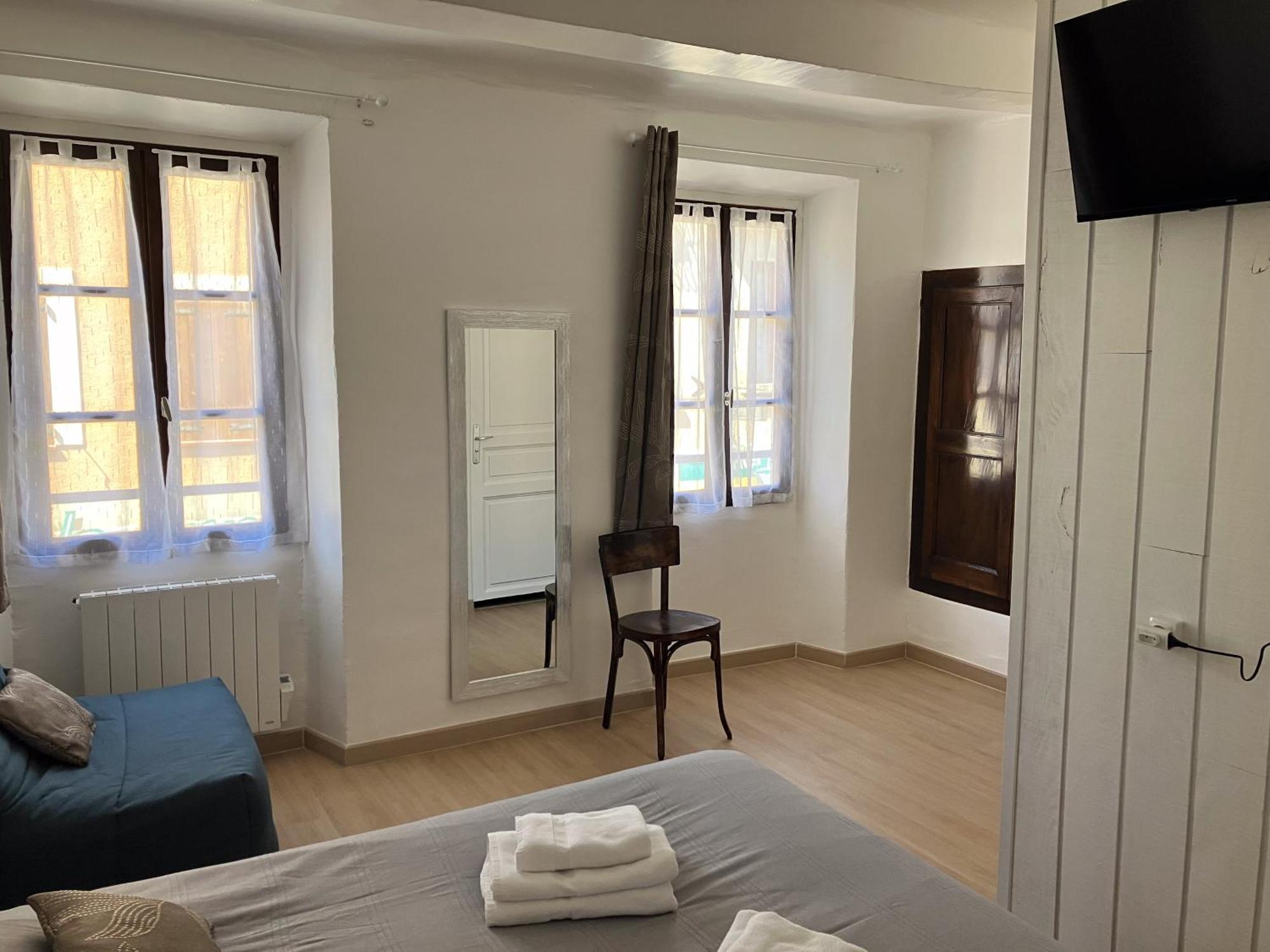 La Maison Des Hotes La Motte-du-Caire Esterno foto